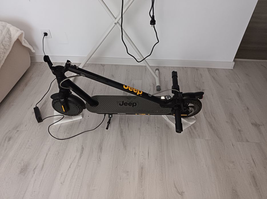 Trotinetă electrică