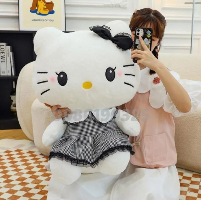Голяма плюшена играчка Кити, Плюшена играчка Hello Kitty 60cm