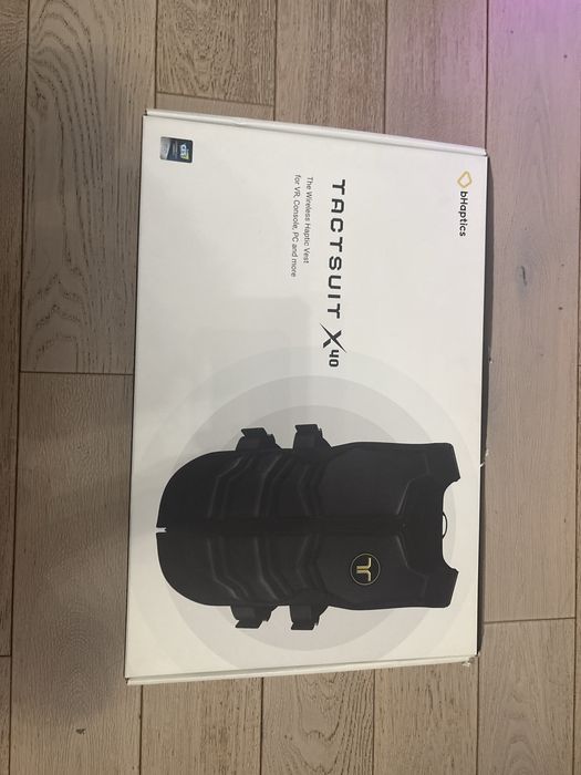bHaptics tactsuit x40