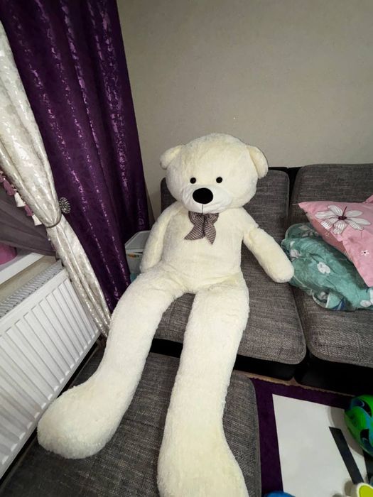 Медведь плюшевый