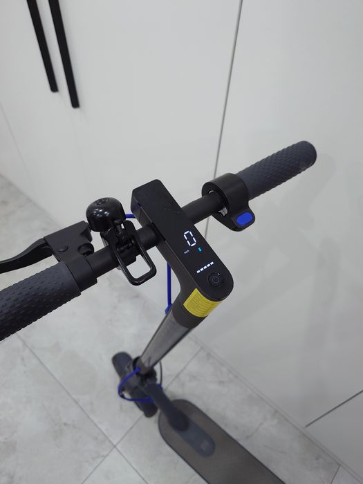 Электросамок Xiaomi Electric Scooter 3