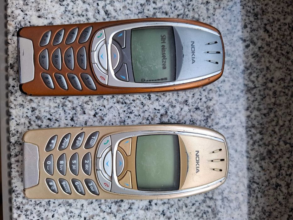 Telefoane mobile clasice Nokia 6310 si 6310i in stare perfecta