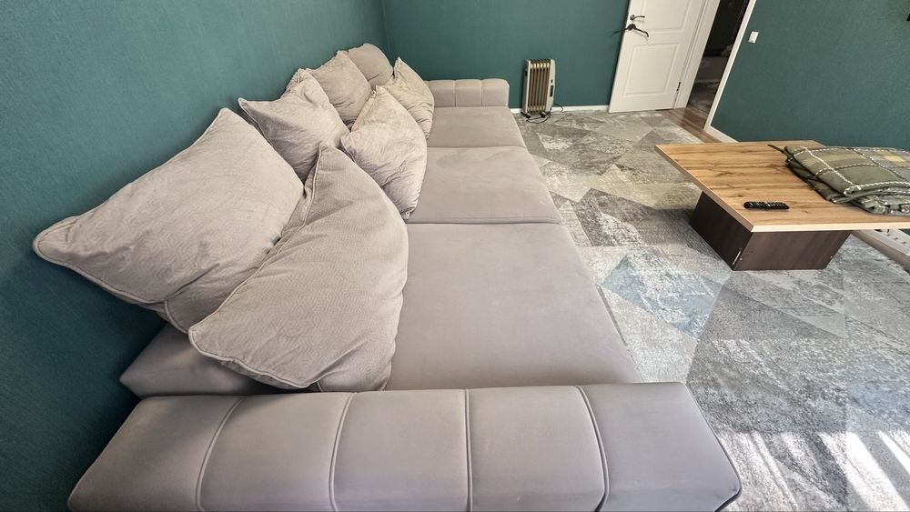 Продам большой диван