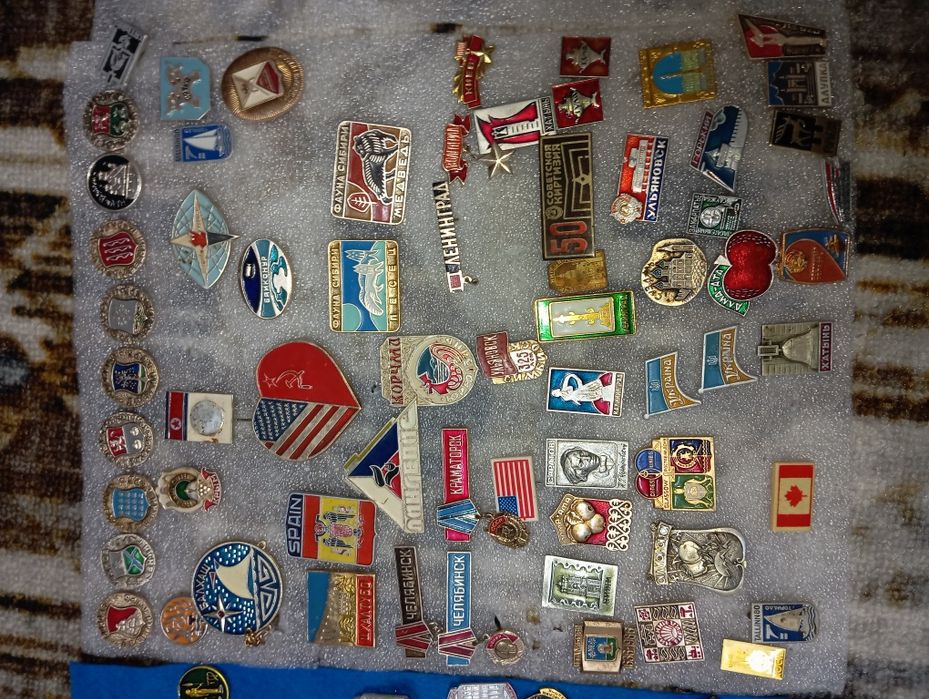 Продам значки СССР