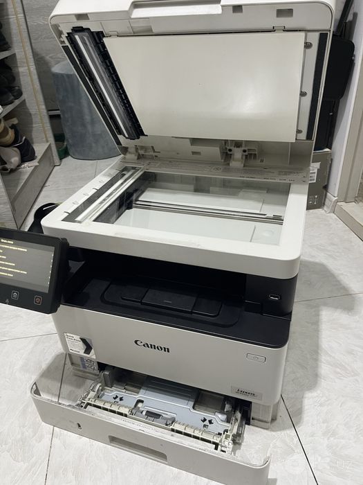 Продам мфу 3в1 принтер Canon MF443DW
