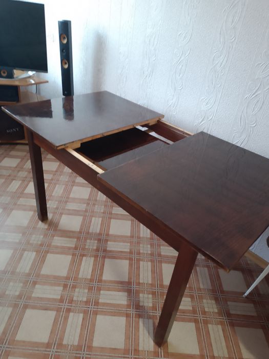 Продам стол раздвижной