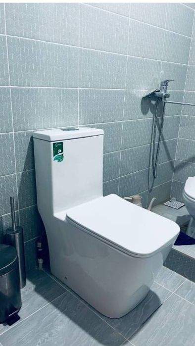 Унитаз - моноблок  Saniteco SA-702,