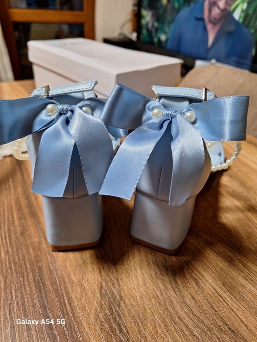 Дамски официални обувки