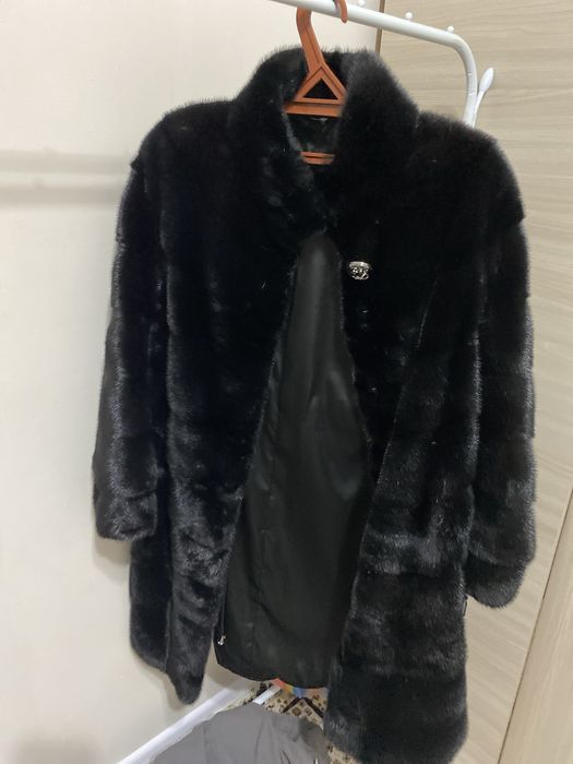 Продам норковую шубу