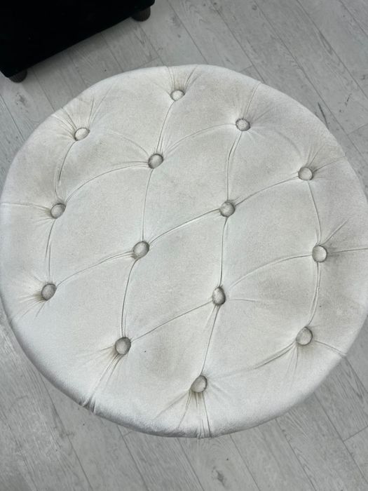 Продам небольшой пуфик