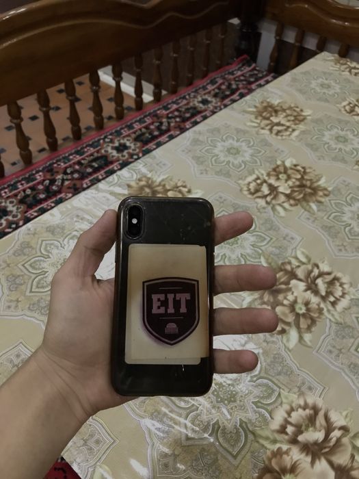 Iphone xs в хорошем состояние