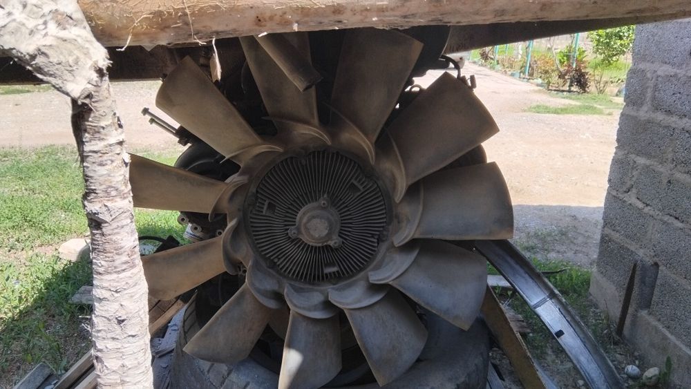 ДАФ105-двигательінің қосалқы бөлшектері