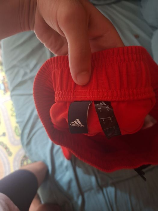 Pantaloni scurti Adidas