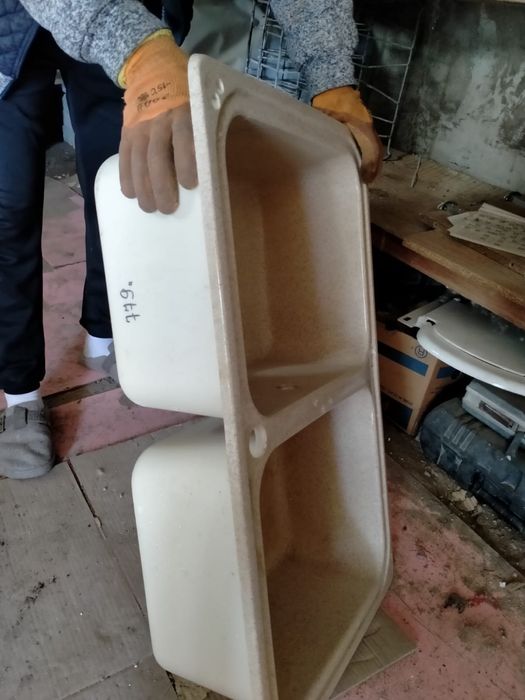 Раковина двойная, каменная для кухни