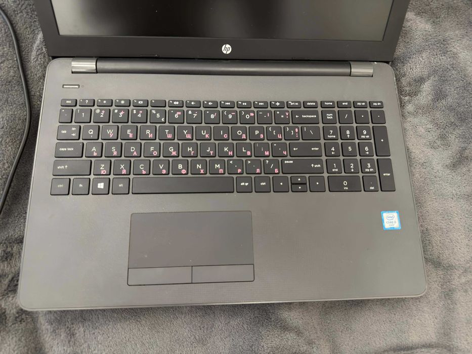 HP 250 G6 - Core i3-6006U, 12 GB RAM, 120GB SSD