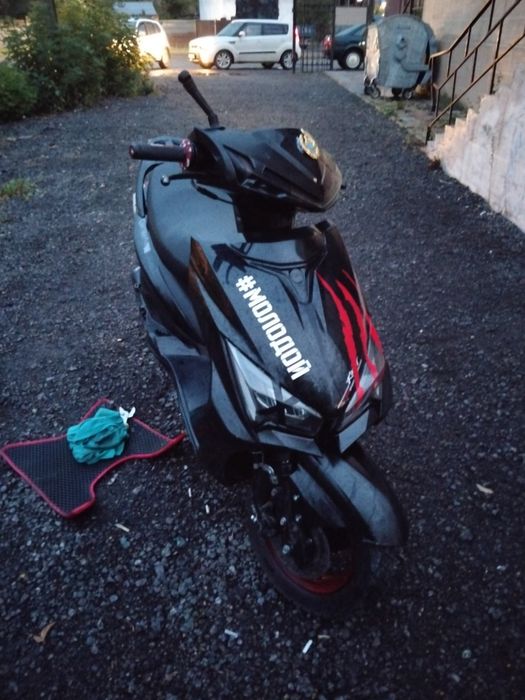 Срочно Продам Мопед М8 про