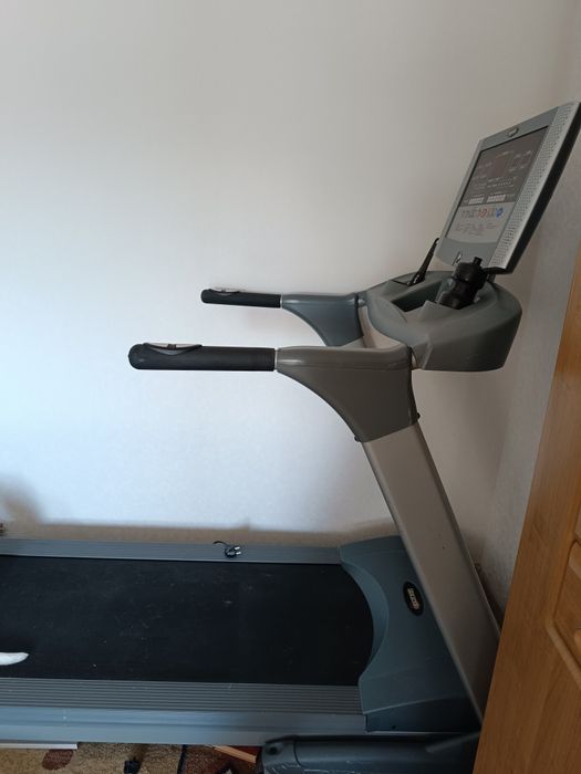 Продам беговую дорожку