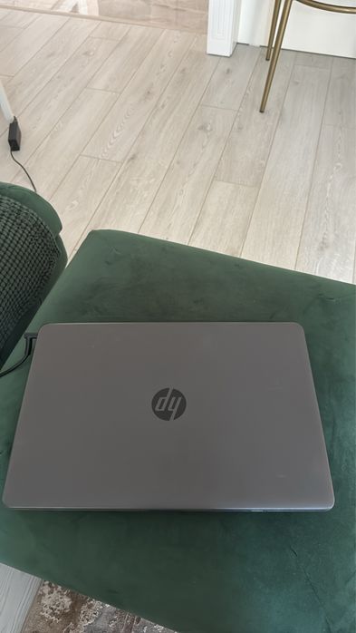 Laptop HP 15.6” Intel Core i5-7200U, 8 GB RAM, SSD 128 GB + HDD 1 TB, touchscreen + geantă HP