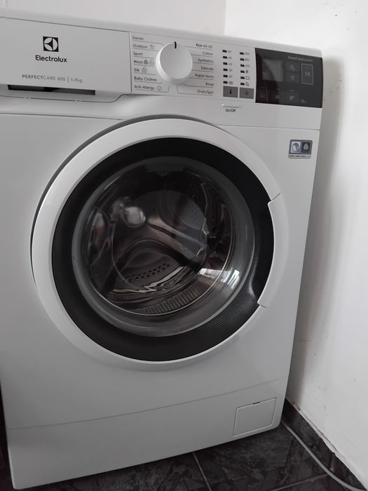 Пералня Electrolux, 7 kg, 1200 об./мин., на 5 години