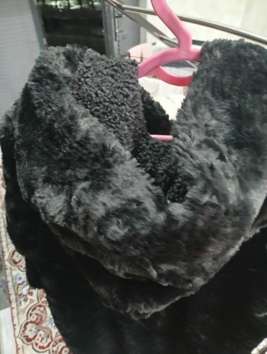 Продам шубу почти новую свою