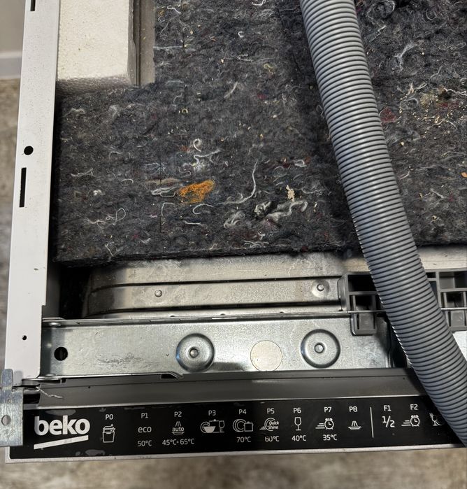 Съдомиалня за вграждане BEKO 45 см