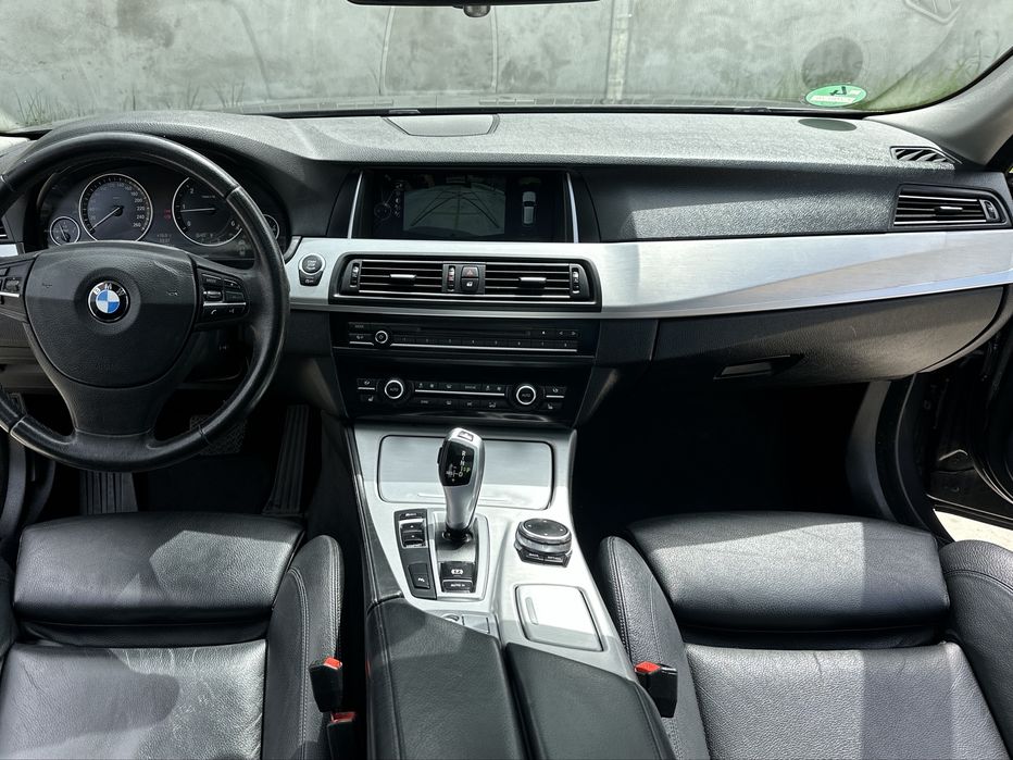 Bmw Seria 5 520d F11 Facelift Lci 2013 2.0 184cp Euro 6 Panoramic Harman Kardon Haion Electric Navi Mare Scaune Sport