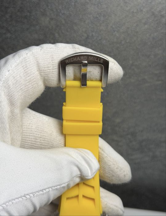 Richard Mille - страхотен часовник, чисто нов.