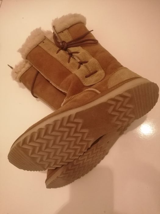 UGG Cizme ghete blana