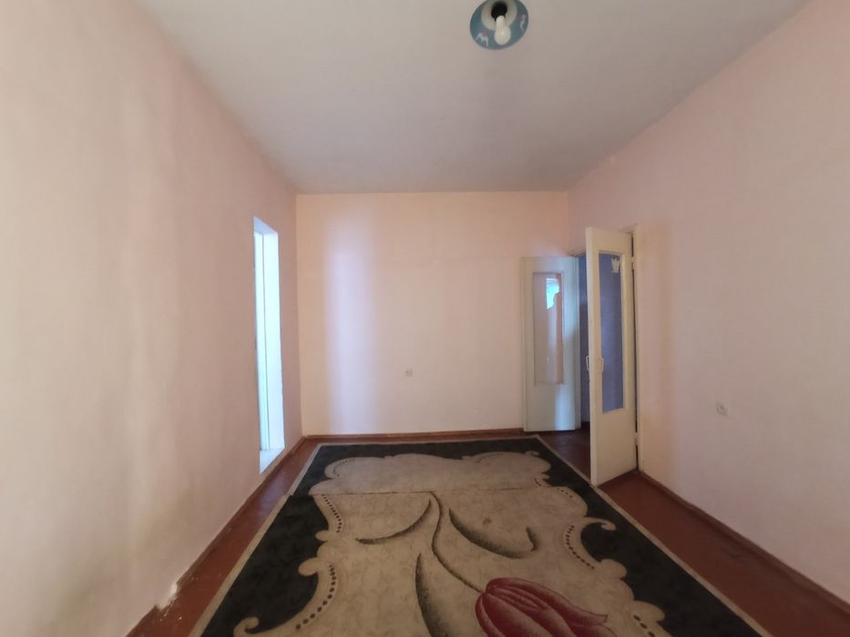 Продаётся 1/5/5 Франция Лисунова-1А рядом с рынком Кадышева