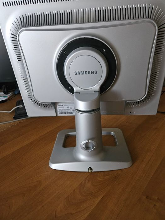 Монитор SyncMaster (Samsung) 214T LS21BRBAS/EDC