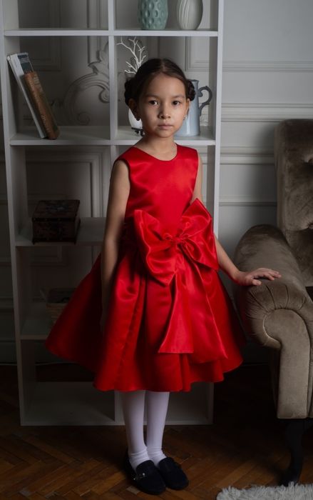 Продажа детских платьев (оптом)