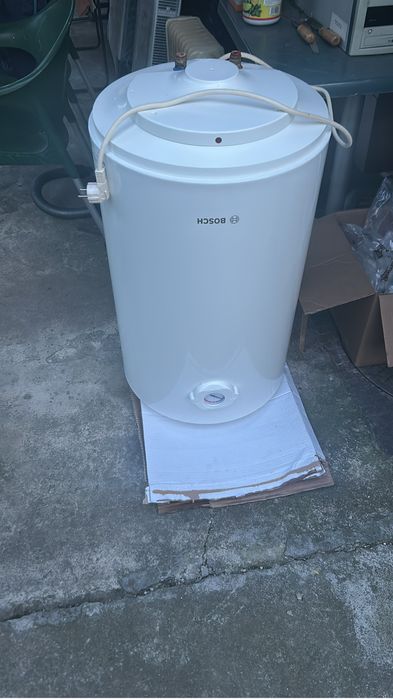 Vand boiler cu aceste caracteristici la 420 lei negociabil