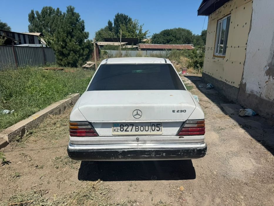 Продам мерседес 124