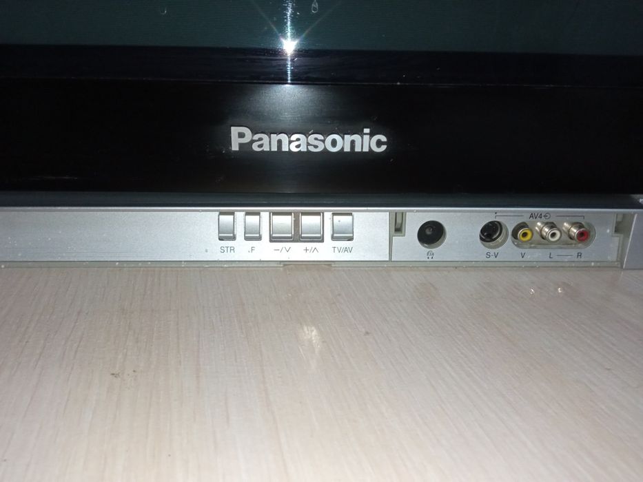 Продам телевизор Panasonic 42 дюйма