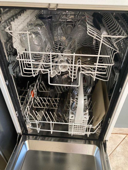 СЪДОМИЯЛНА - Electrolux , свободностояща - в отлично състояние