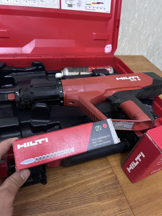 Vând hilti DX6-F8