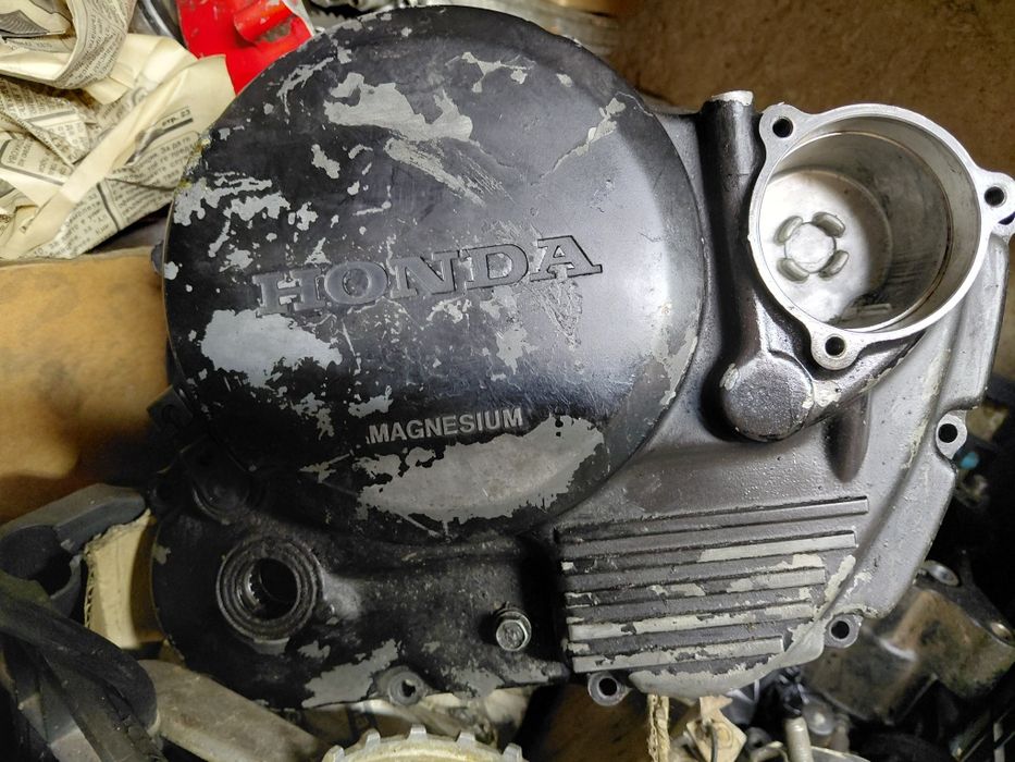 Honda XL600 на части