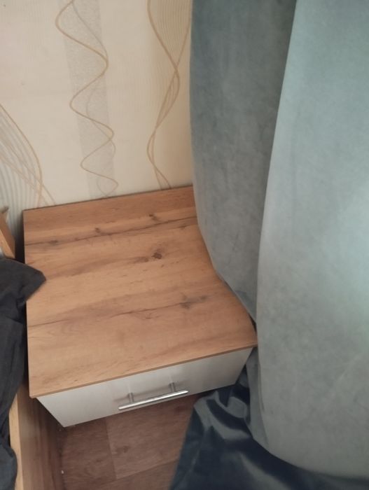 Продам спальный гарнитур