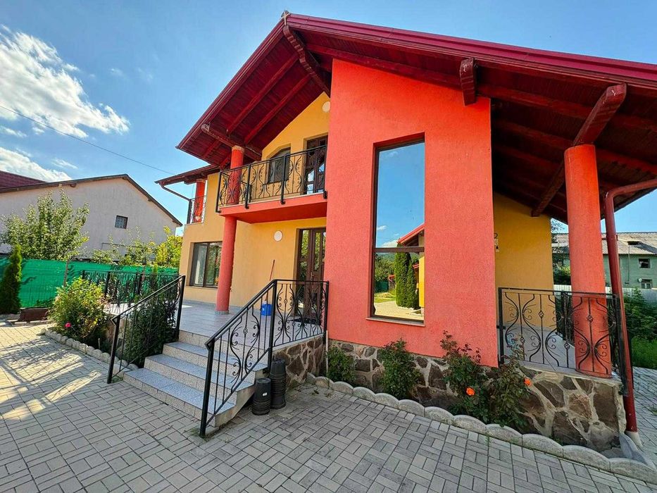 Casa de inchiriat Cristian, Brasov, 200 mp, 1400 mp gradina, garaj 2 locuri parcare
