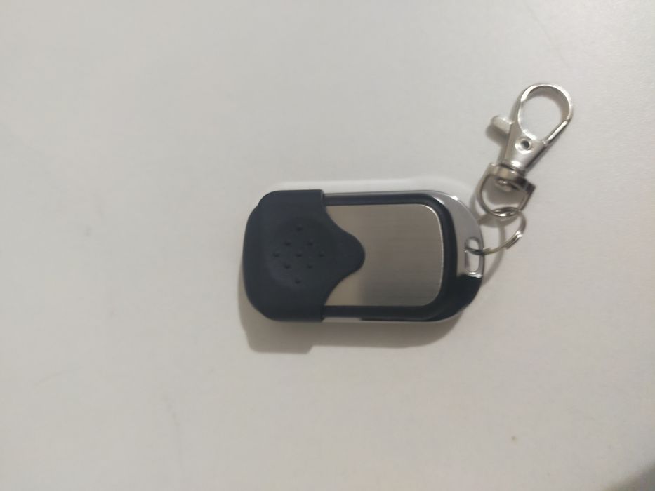 Пульты для ворот и шлагбаумов