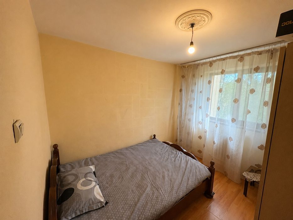 Închiriez apartament 2 camere Trivale