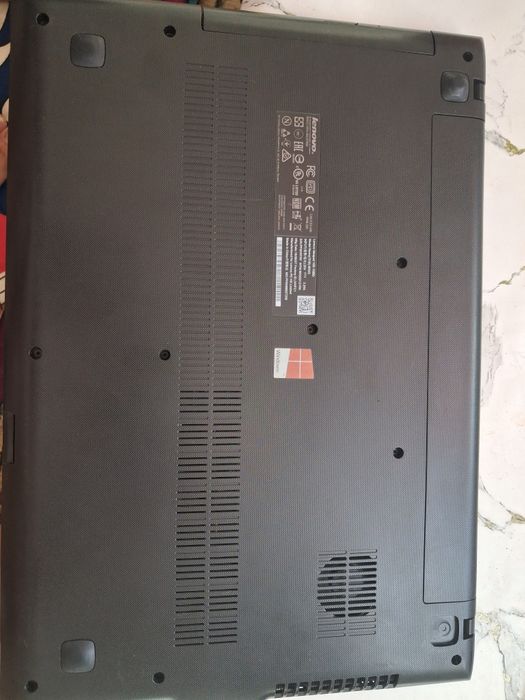 Ноутбук Lenovo продам