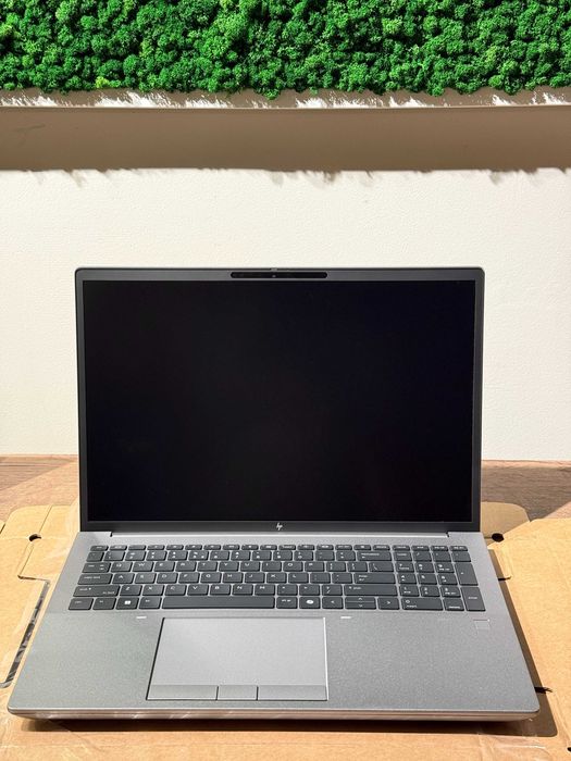 Laptop Workstation HP ZBook Fury 16 G11 WUXGA i9-13950HX 128GB Ram 2TB SSD NVIDIA RTX 5000 16GB Win11 Pro