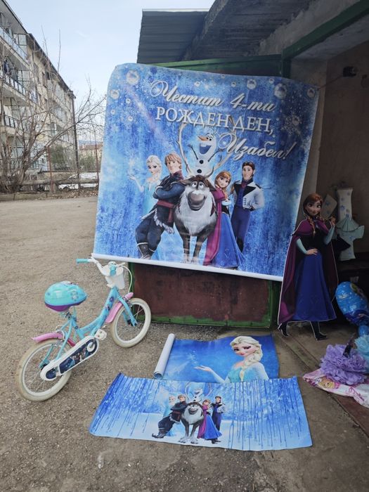 Украса за рожден ден : Ариел , Барби , Маша и Мечока, Елза и Ана