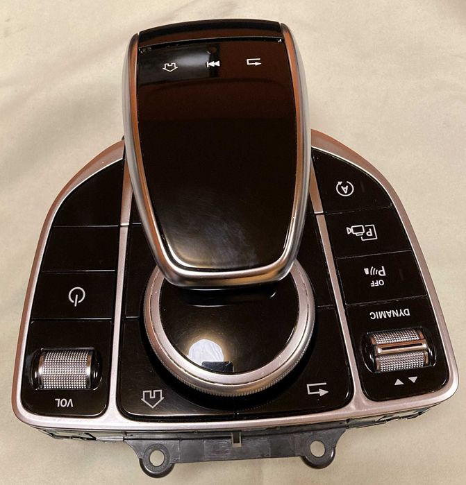 Тъчпад контролер за Mercedes Benz W213