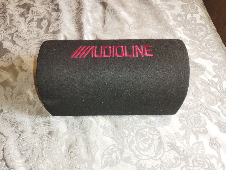 Продам сабвуфер .