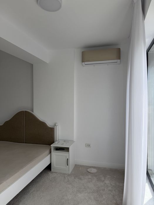 Apartament cu scara interioara de inchiriat
