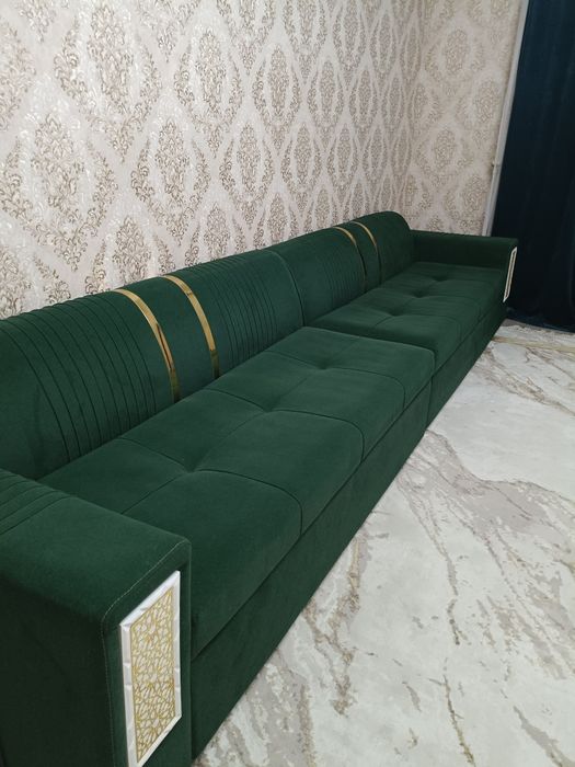 Диван 4 метра, глубина 70см