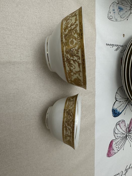 Продается столовый сервиз