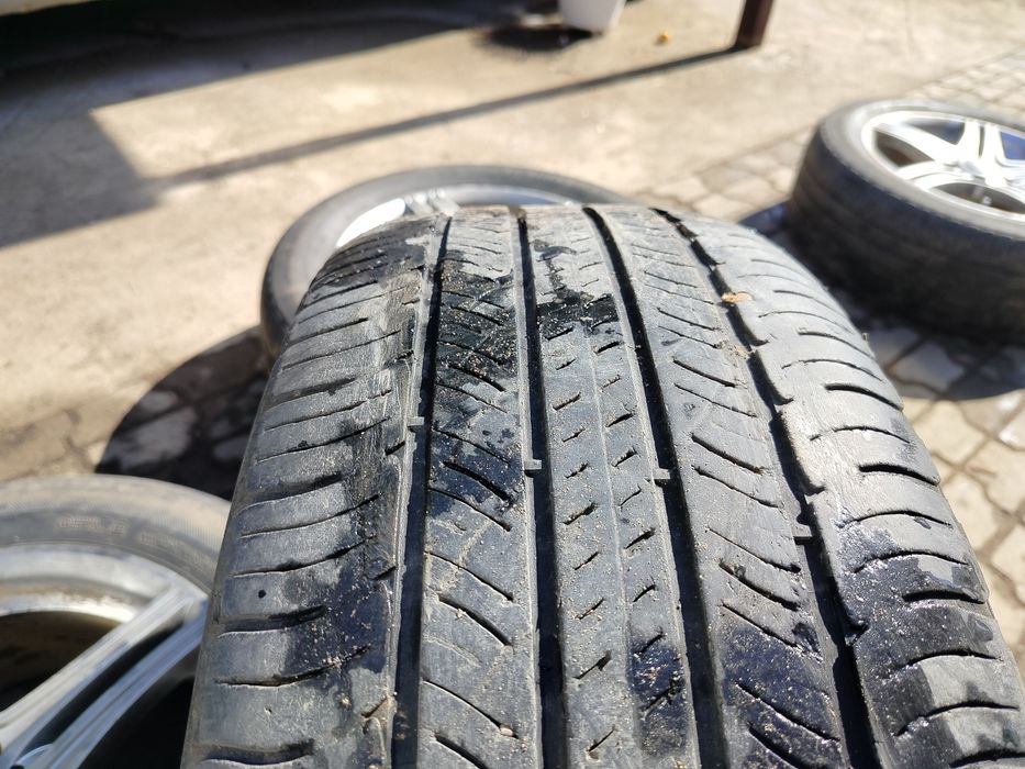 Продам резину р17 лето Мишлен